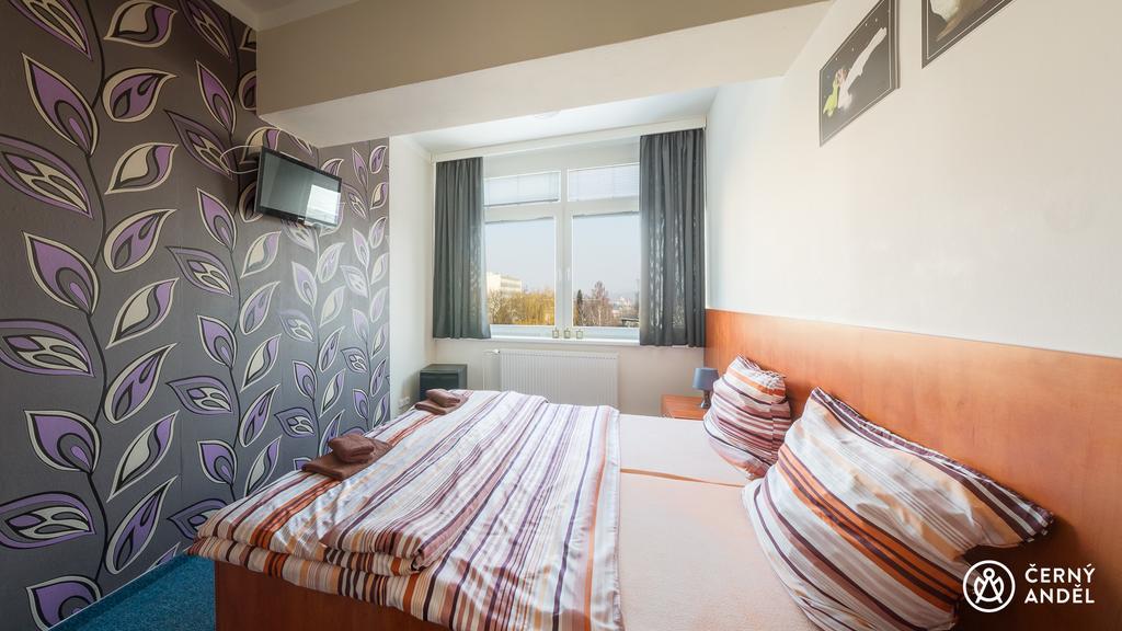 Cerny Andel Hotel Most Kültér fotó